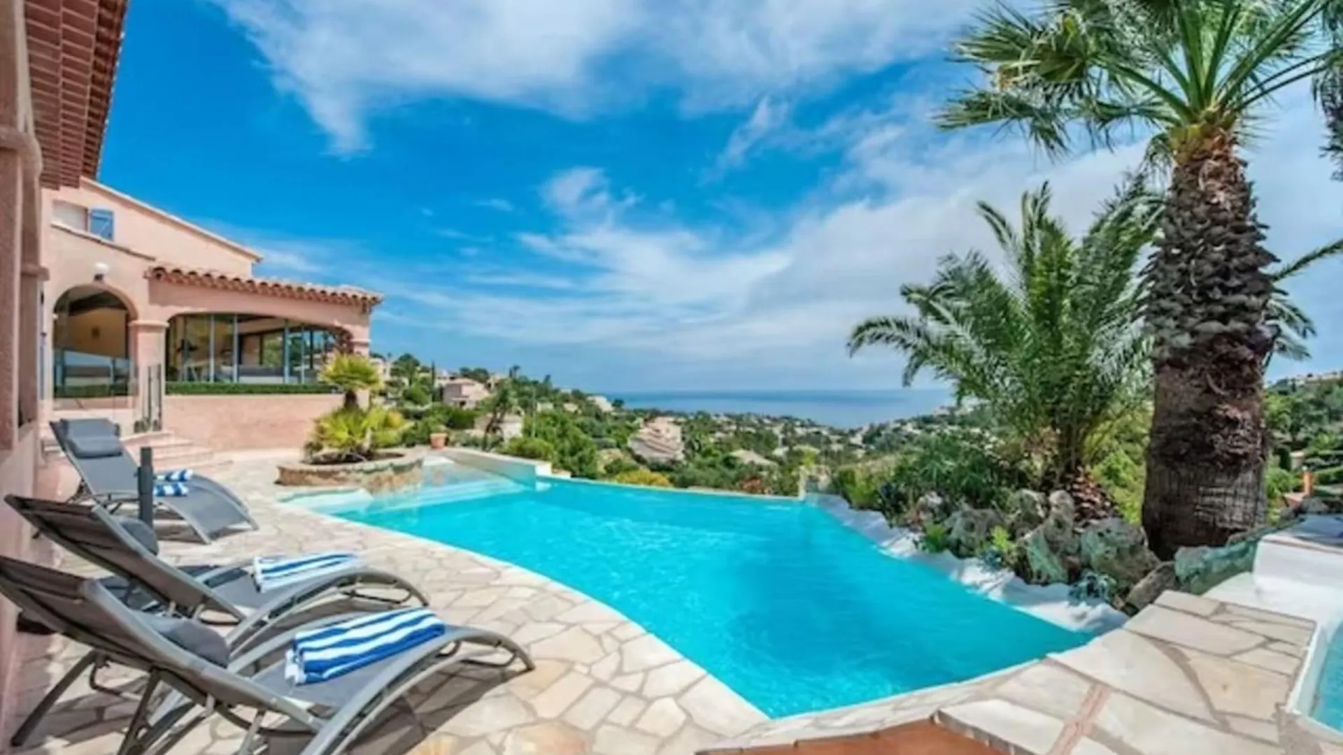 Casa-Capussambre Spacious Villa With Sea View Heated Pool Air Con Sauna Les Issambres