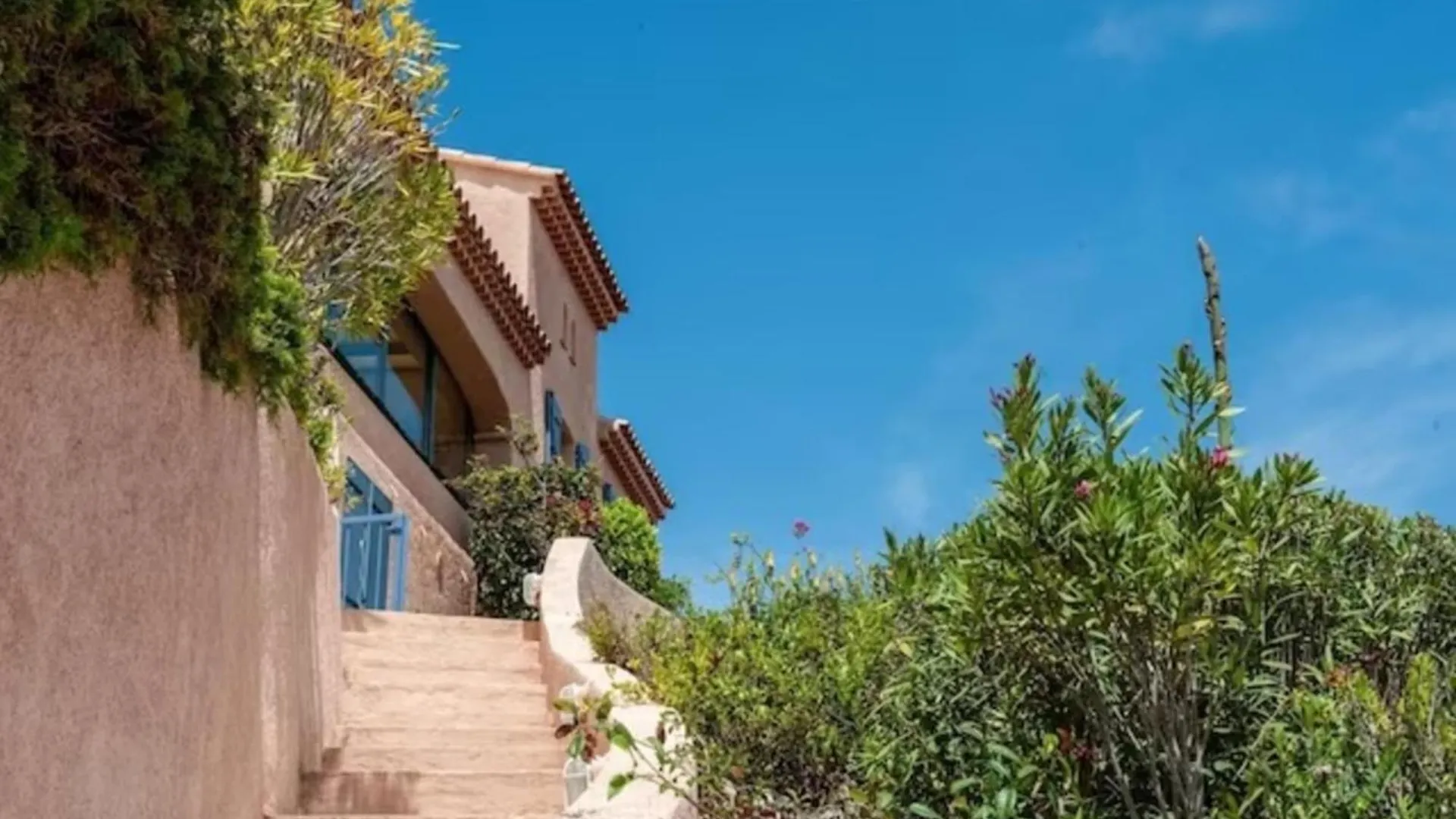 Casa-Capussambre Spacious Villa With Sea View Heated Pool Air Con Sauna Les Issambres