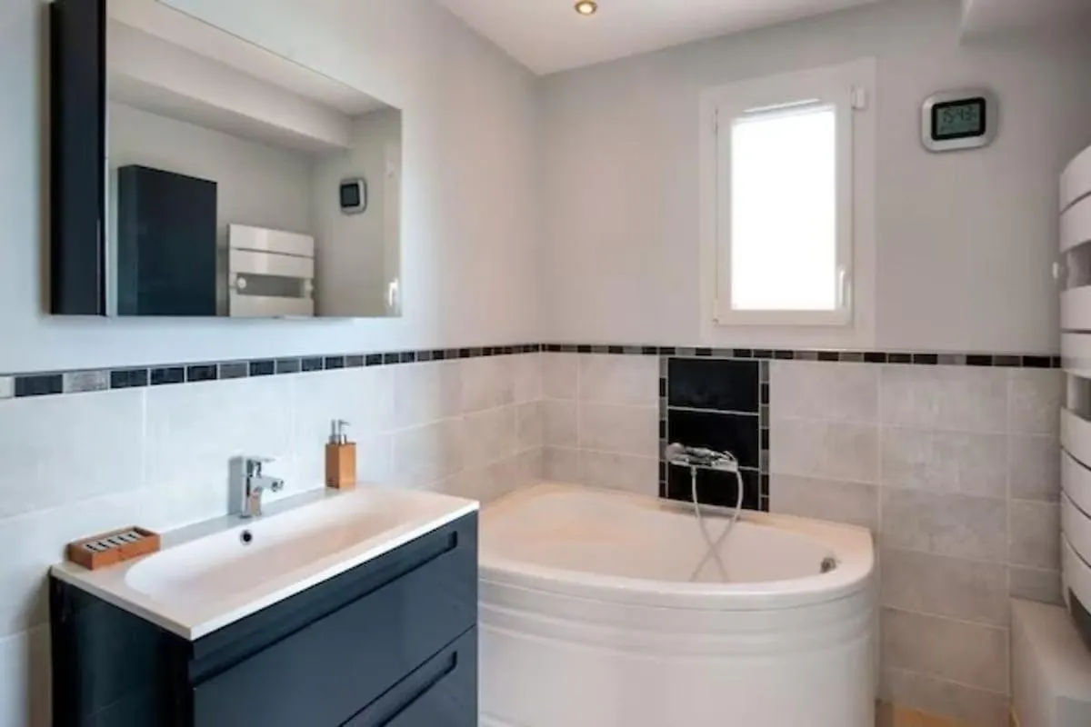 Casa-Capussambre Spacious Villa With Sea View Heated Pool Air Con Sauna Les Issambres