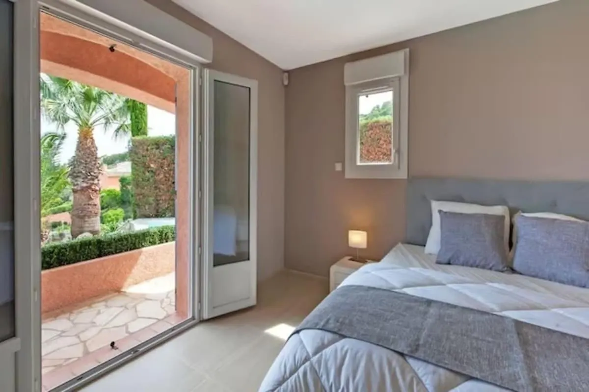Casa-Capussambre Spacious Villa With Sea View Heated Pool Air Con Sauna Les Issambres