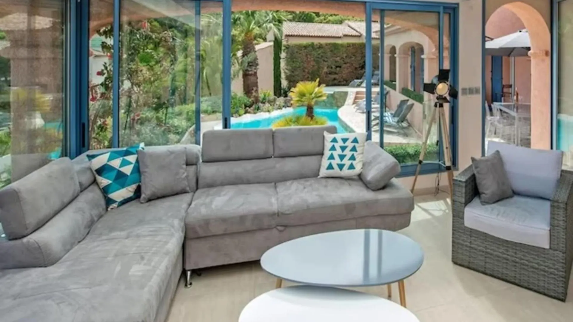 Casa-Capussambre Spacious Villa With Sea View Heated Pool Air Con Sauna Les Issambres